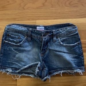 no boundaries shorts